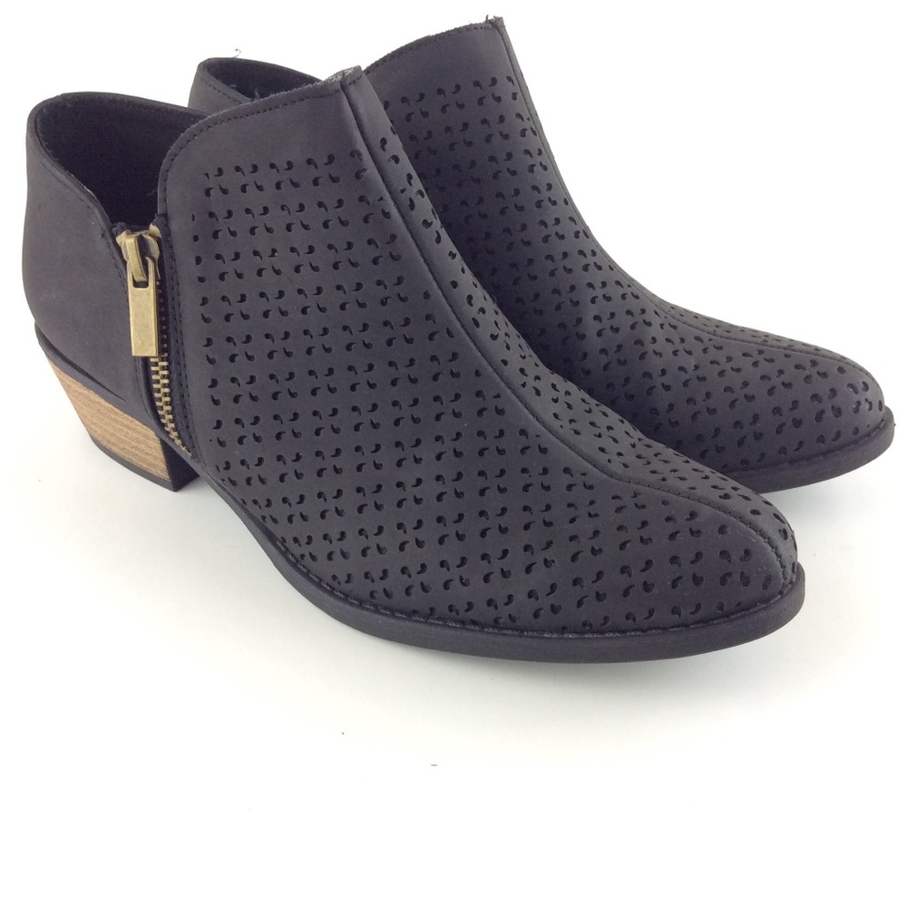 Qupid | Black Booties